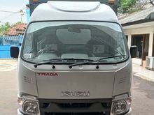 Isuzu Traga Box Moko Buka Kanan Kiri