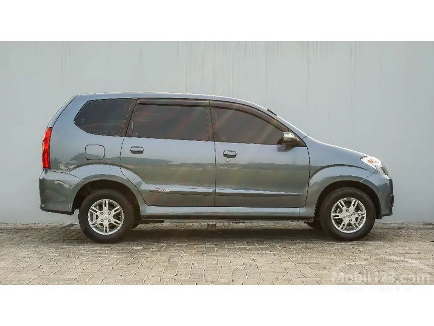 2011 Daihatsu Xenia Xi Deluxe+ MPV