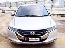 2010 Honda Odyssey 2.4 2.4 MPV Matik Abu-abu Metalik
