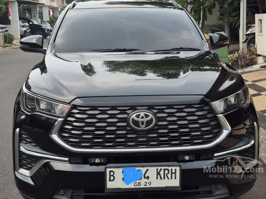 Jual Mobil Toyota Kijang Innova Zenix 2024 G HV (Premium Color) 2.0 di ...