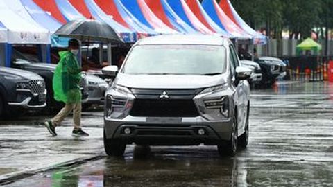 Tips Aman Mengemudi di Musim Hujan, Perhatikan & Rawat 4 Komponen Mobil Ini
