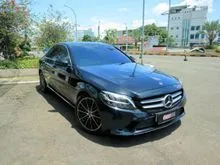 Mercedes-Benz C200 1.5 EQ BOOST Sedan at 2019 black on black dp murah