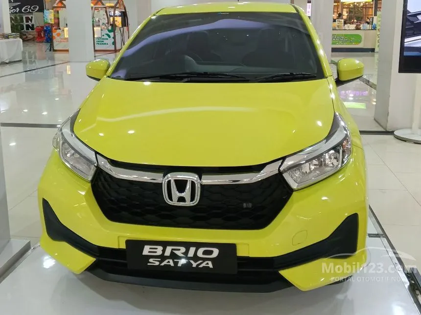 Jual Mobil Honda Brio 2024 E Satya 1.2 di DKI Jakarta Automatic Hatchback Lainnya Rp 157.900.000