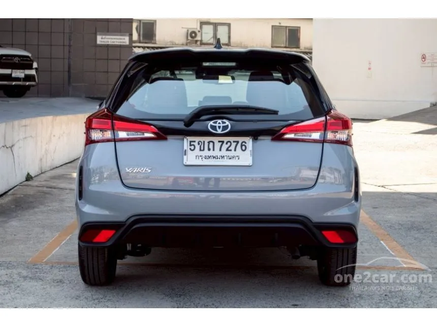 2023 Toyota YARIS Premium S Hatchback