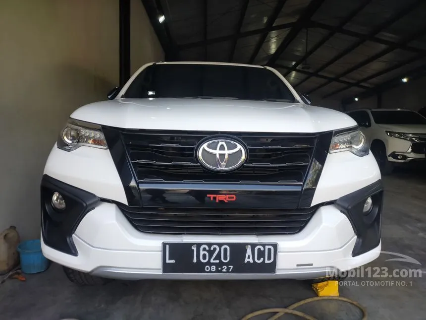 Jual Mobil Toyota Fortuner 2017 VRZ 2.4 di Jawa Timur Automatic SUV Putih Rp 440.000.000