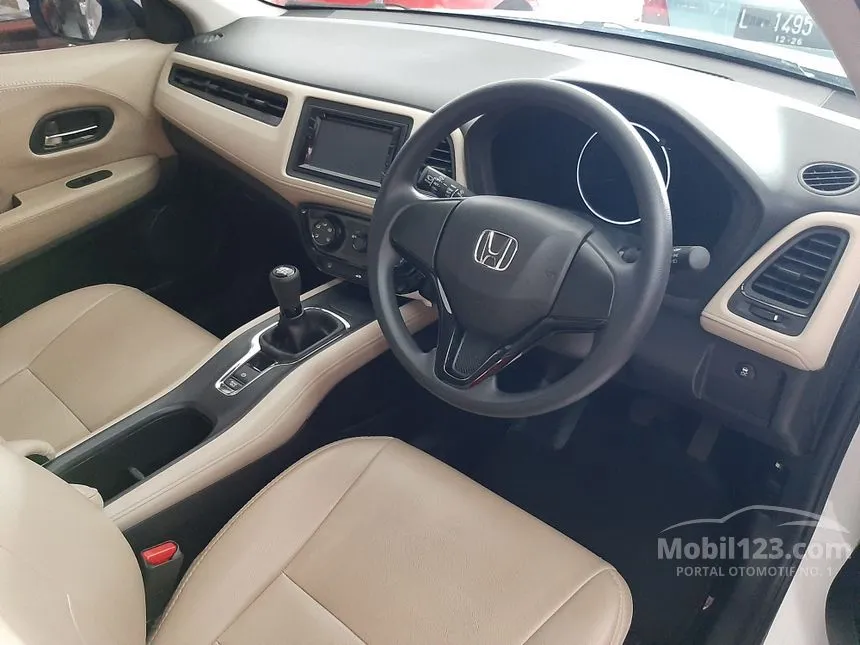 2017 Honda HR-V S SUV