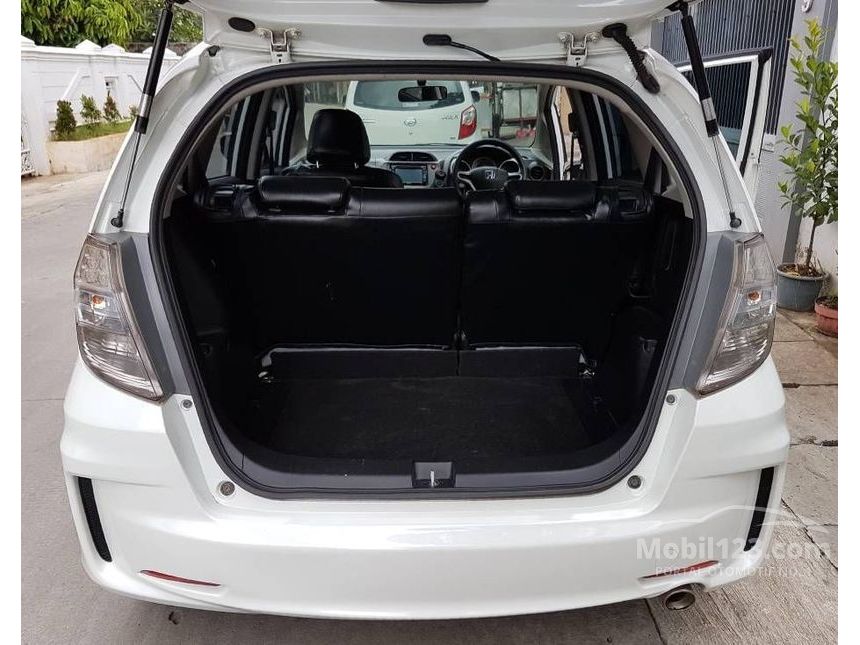 Jual Mobil Honda Jazz 2013 RS 1.5 di DKI Jakarta Automatic 