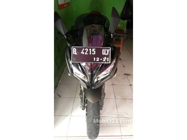 Kawasaki Ninja 250 Manual Motor  bekas  dijual  di  Indonesia 