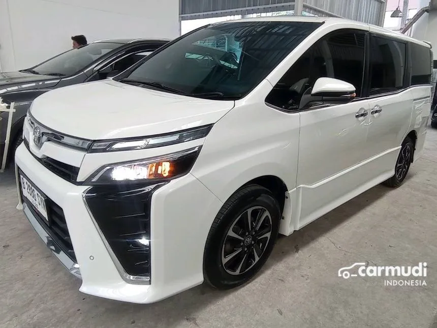 2018 Toyota Voxy Wagon