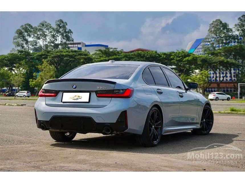 2024 BMW 330i M Sport Pro Sedan