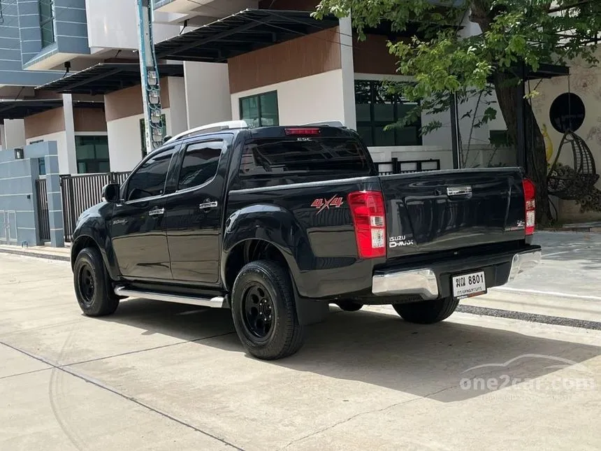 2012 Isuzu D-MAX Vcross Z-Prestige Cab-4 Pickup