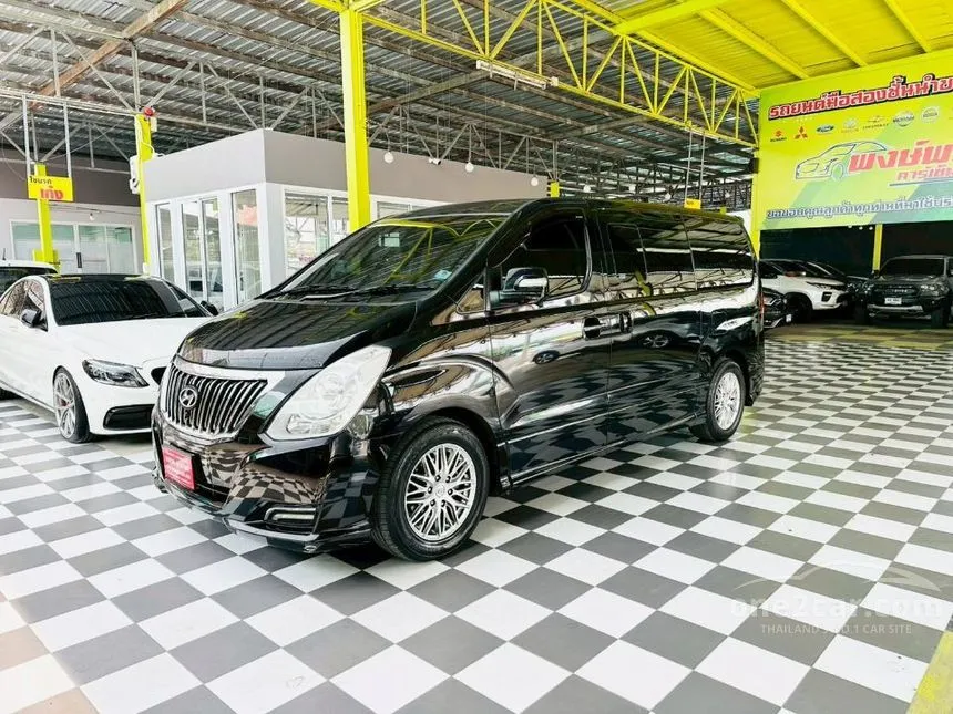 2017 Hyundai GRAND STAREX Premium Wagon