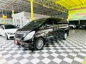 2017 Hyundai GRAND STAREX 2.5 Premium Wagon