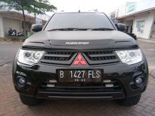 Pajero Sport 2.5 Dakar VGT triptonic 2015 Hitam, Diesel Solar, Luar Biasa Sempurna, No Minus, Perfect, Mulus Banget Luar Dalam