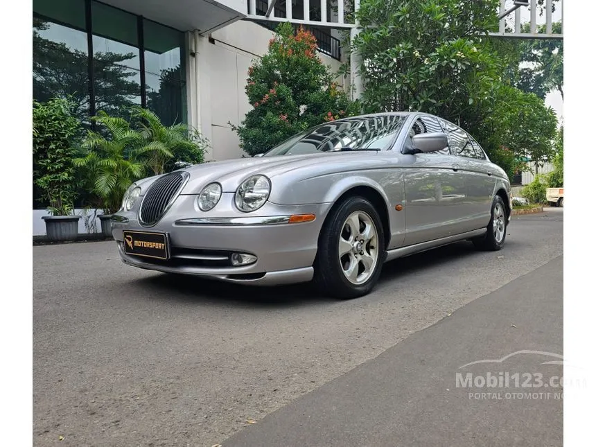 2001 Jaguar S-Type V6 Special Equipment Sedan