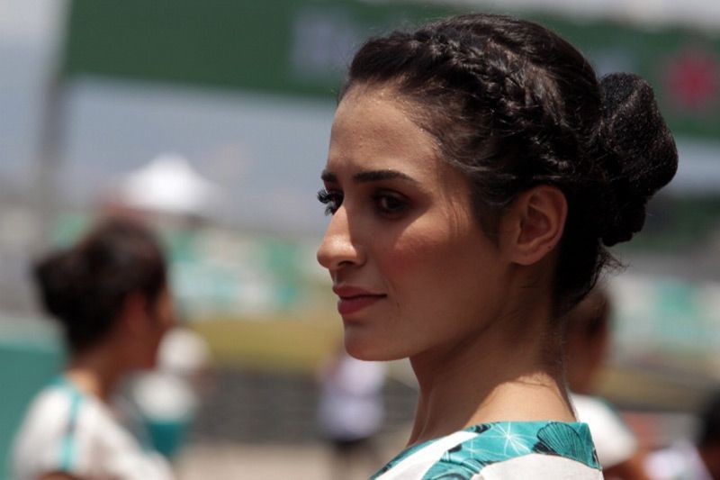 Gadis-gadis Melayu Dongkrak Semangat Daniel Ricciardo 10