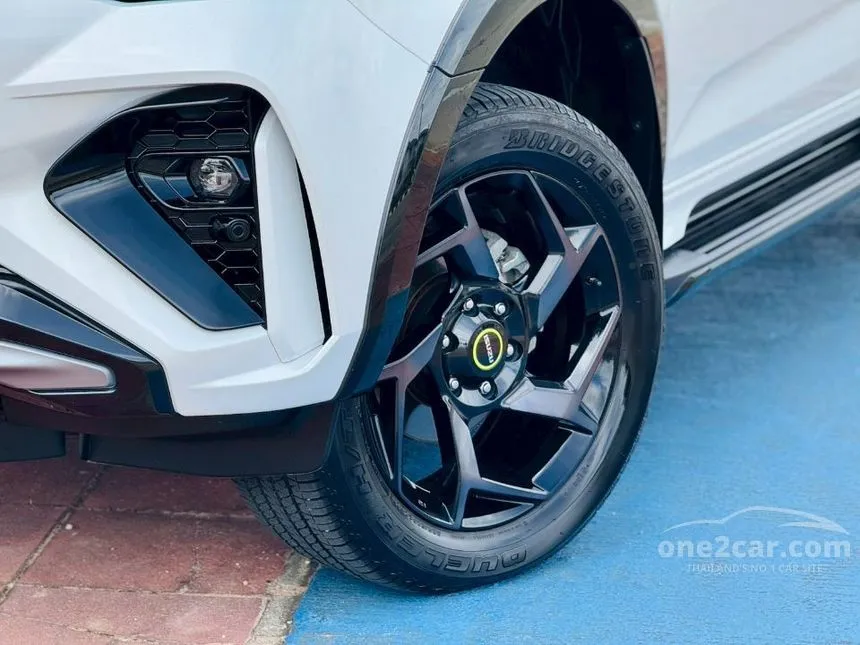 2025 Isuzu MU-X RS SUV