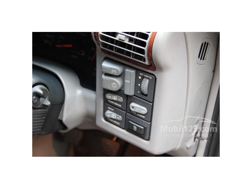 Jual Mobil Opel Blazer 2002 DOHC LT 2 2 di Jawa Barat Jual Mobil Opel Blazer 2002 DOHC LT 2 2 di Jawa Barat