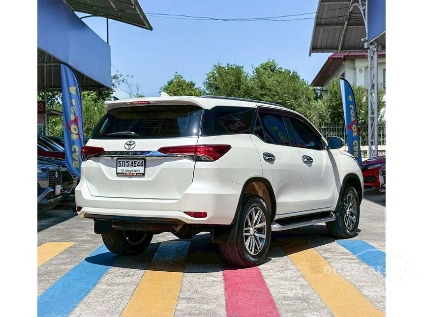 2019 Toyota FORTUNER V SUV