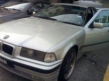 1996 BMW 318i 1.8 Sedan