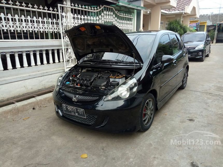 Jual Mobil Honda Jazz 2006 VTEC 1.5 di DKI Jakarta 