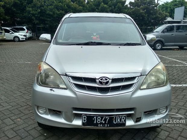 Toyota Avanza E Mobil bekas dijual di Dki-jakarta 