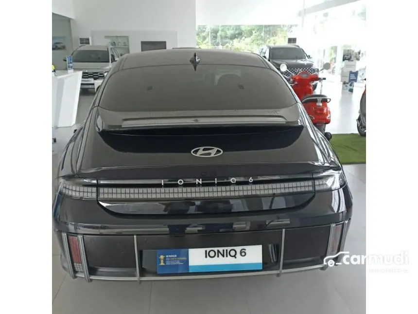 2024 Hyundai IONIQ 6 Signature Long Range Sedan