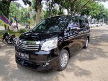 2016 Toyota NAV1 2.0 V Limited MPV