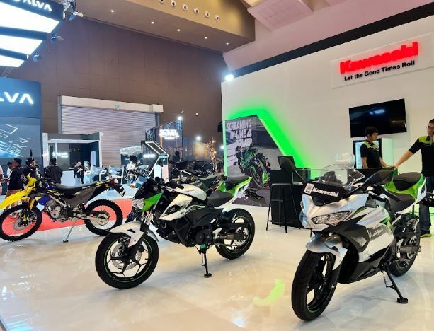 Kawasaki Hadir di IIMS 2024, Membawa Line-up Motor Andalan dan Promo Spesial