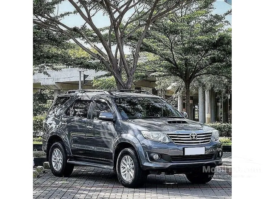 2013 Toyota Fortuner G TRD VNT SUV