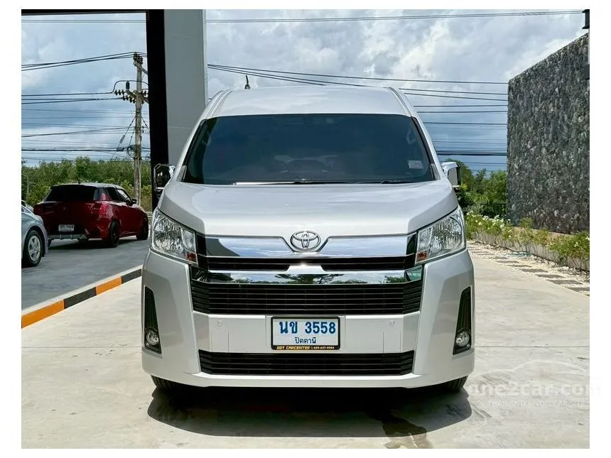 2019 Toyota Commuter Van