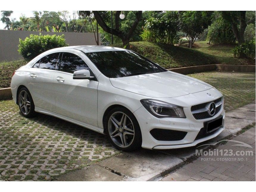 Jual Mobil  Mercedes  Benz CLA200 2014 Sport  1 6 di DKI 