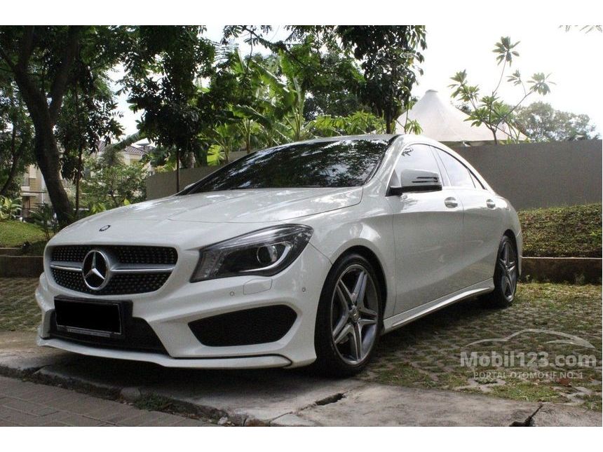 Jual Mobil  Mercedes  Benz CLA200 2014 Sport  1 6 di DKI 