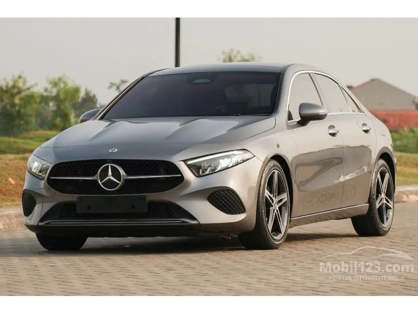 2023 Mercedes-Benz A200 Progressive Line Sedan