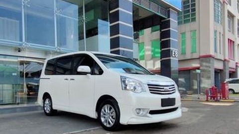 Bawa Pulang Toyota Nav1 Bekas 2014 Ini dengan Rp28 Juta