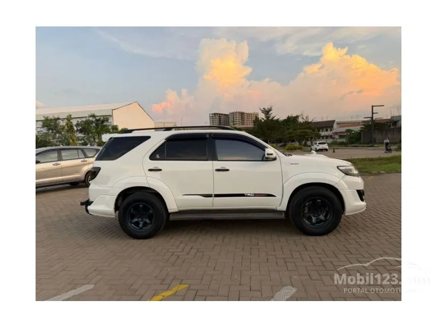 2015 Toyota Fortuner G TRD SUV