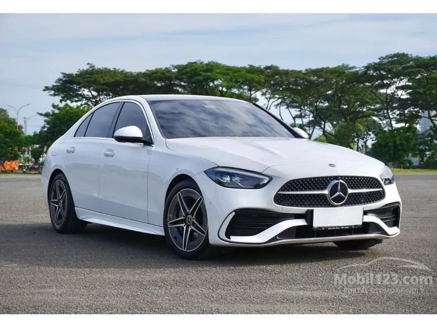 2023 Mercedes-Benz C300 AMG Line Sedan
