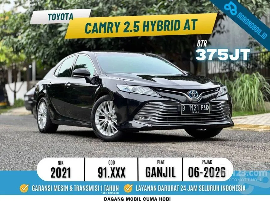 2021 Toyota Camry Hybrid Sedan