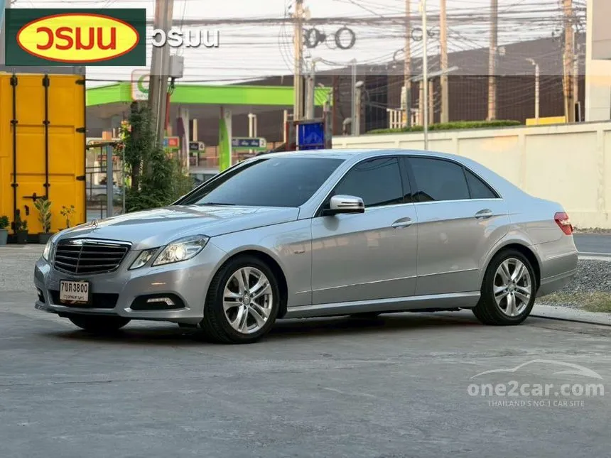 2010 Mercedes-Benz E250 Avantgarde CGI BlueEFFICIENCY Sedan