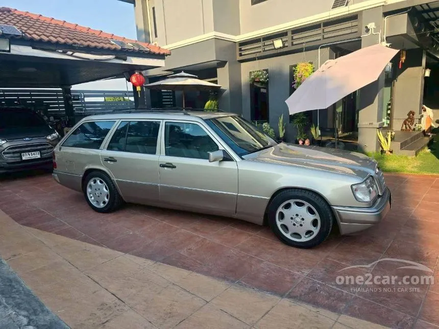 1995 Mercedes-Benz 220TE Wagon