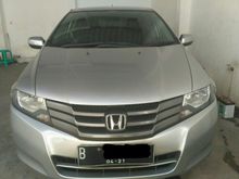 Honda City 1.5 E Matic Tahun 2011 Warna Silver Istimewa Siap.Pakai No PR Ready Keluar Kota