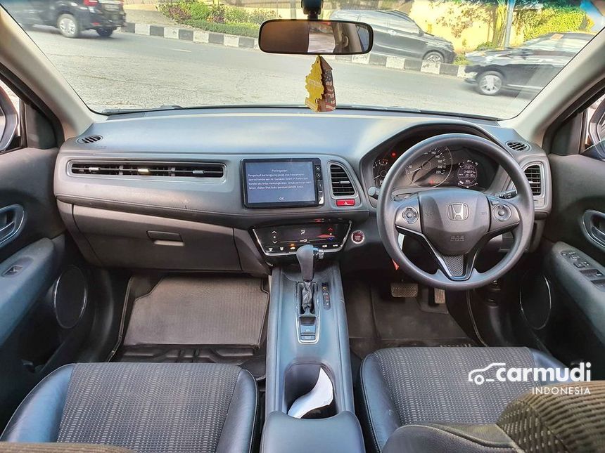 Honda HR-V 2018 E 1.5 in Kalimantan Timur Automatic SUV Black for 