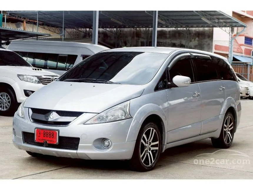 2009 Mitsubishi SPACE WAGON GLS Wagon