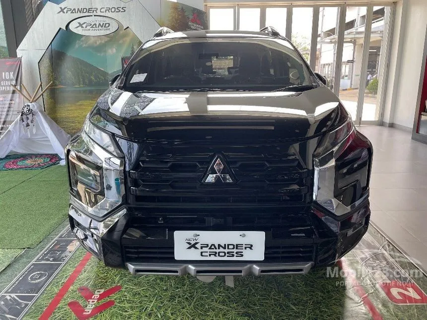 Jual Mobil Mitsubishi Xpander 2023 CROSS Premium Package 1.5 di DKI Jakarta Automatic Wagon Hitam Rp 300.000.000