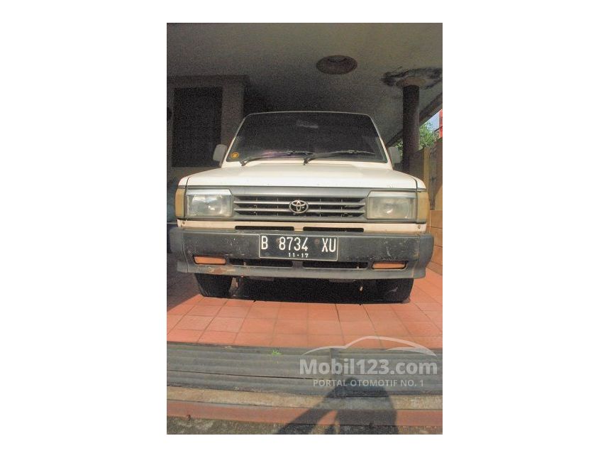 1992 Toyota Kijang MPV Minivans