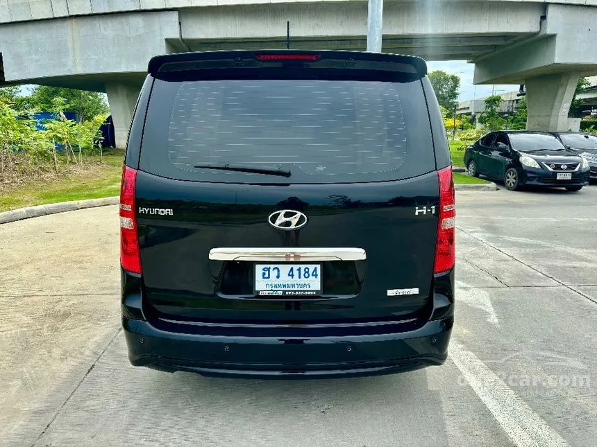 2016 Hyundai H-1 Deluxe Van