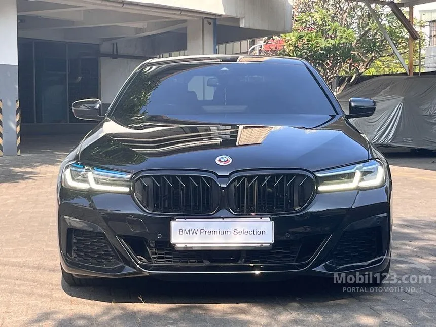 2023 BMW 520i M Sport Sedan