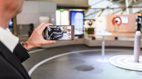 BMW Brings Augmented Reality To The Showroom