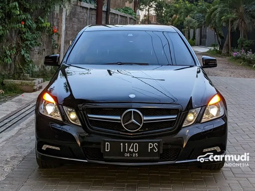 2009 Mercedes-Benz E300 Avantgarde AMG Sedan