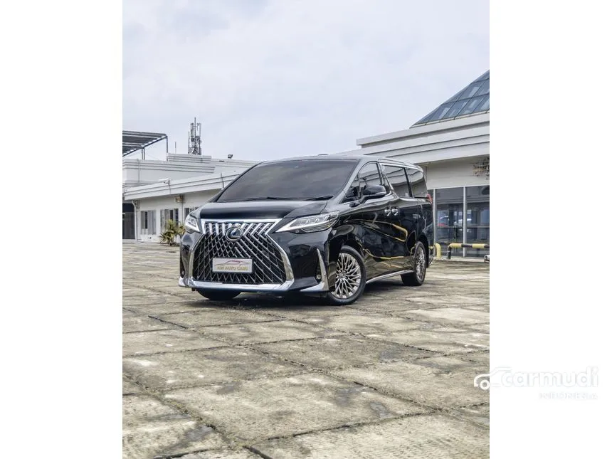 2021 Lexus LM 350 4 Seater MPV